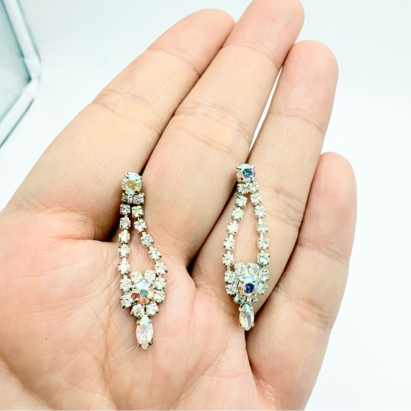 Vintage AB Crystal Rhinestone Silver Tone Dangle Drop Earrings - Picture 1 of 5